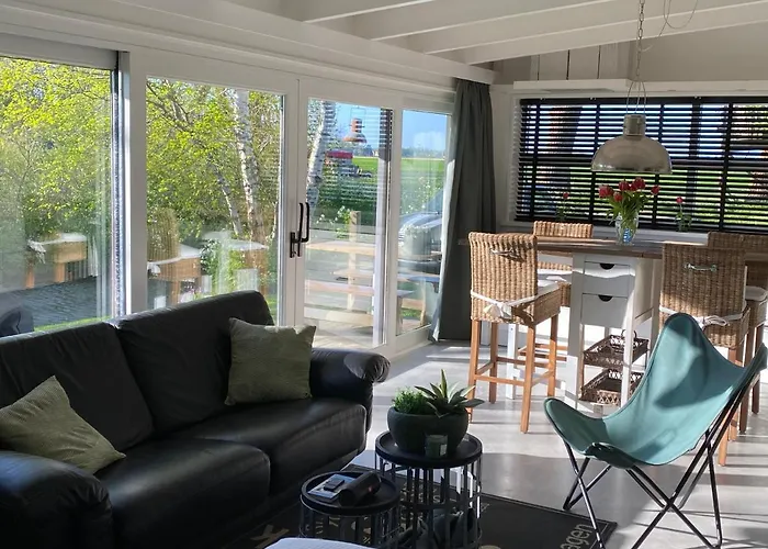 Holidayhome Geuzenhoeve Op De Munnickaij